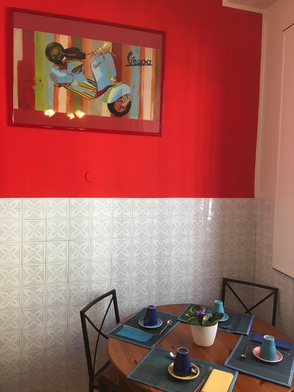 Delightful Apartment 100 Meters From The Colosseum Exterior foto